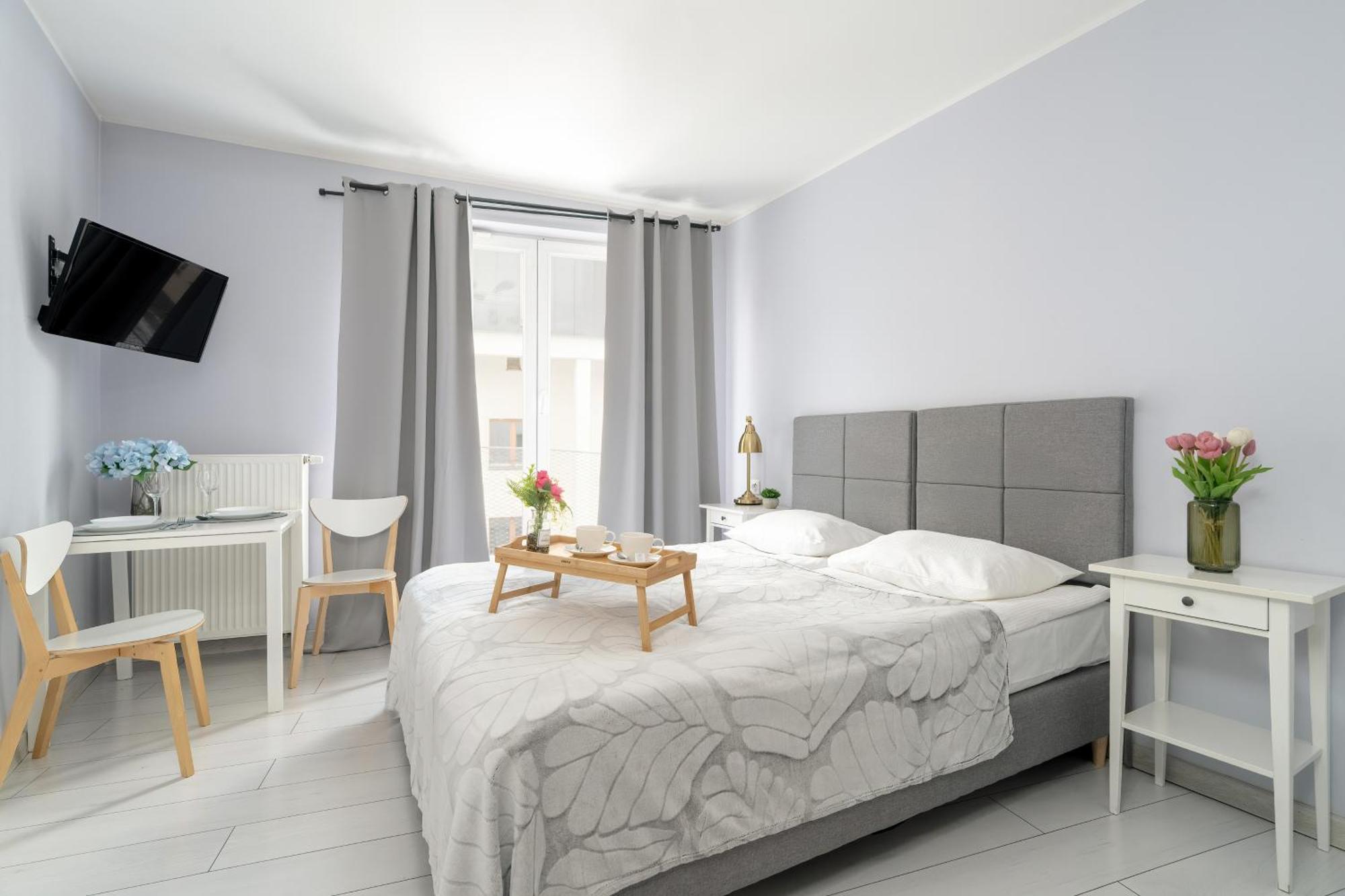 Stylowe I Eleganckie Studia Very Berry W Poznaniu By Noclegi Renters Екстер'єр фото